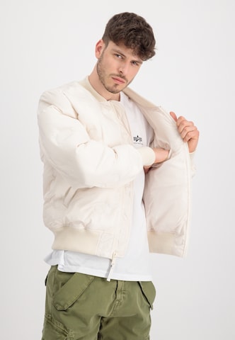 ALPHA INDUSTRIES Prechodná bunda - biela