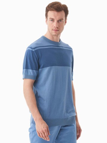 Organication Shirts in Blau