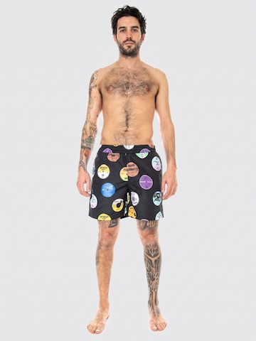 Carhartt WIP Szorty kąpielowe do kolan 'Drift Trunk Record Print, Black' w kolorze mieszane kolory