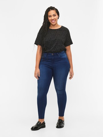 Zizzi - Camiseta 'CASEY' en negro