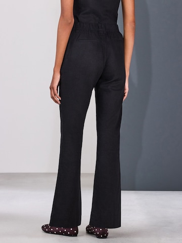 Next Regular Hose in Schwarz