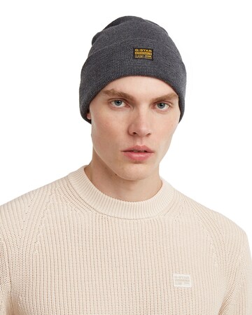 G-STAR Beanie in Grey: front