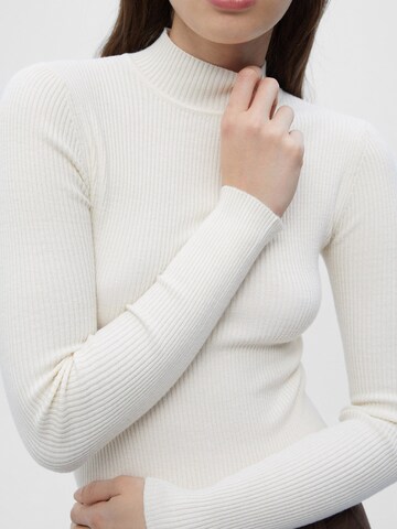 Pullover di Pull&Bear in beige