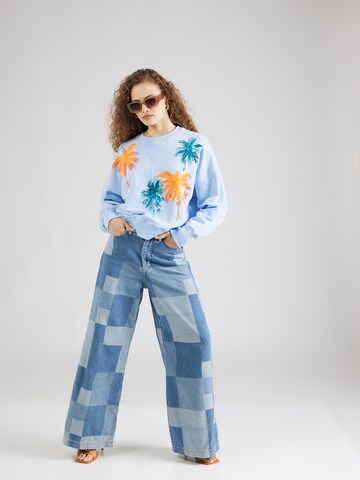 Sweat-shirt Essentiel Antwerp en bleu