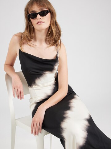 VILA ROUGE EDIT Dress 'VIVALENTINA' in Black