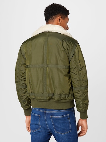 ALPHA INDUSTRIES Средняя посадка Зимняя куртка в Зеленый