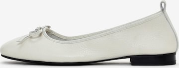 Ballerina di Derimod in bianco: frontale