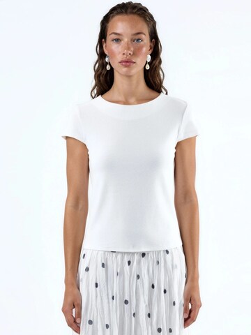 Busem Shirt in White