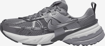 Nike Sportswear Sneakers 'V2K' in Grey: front
