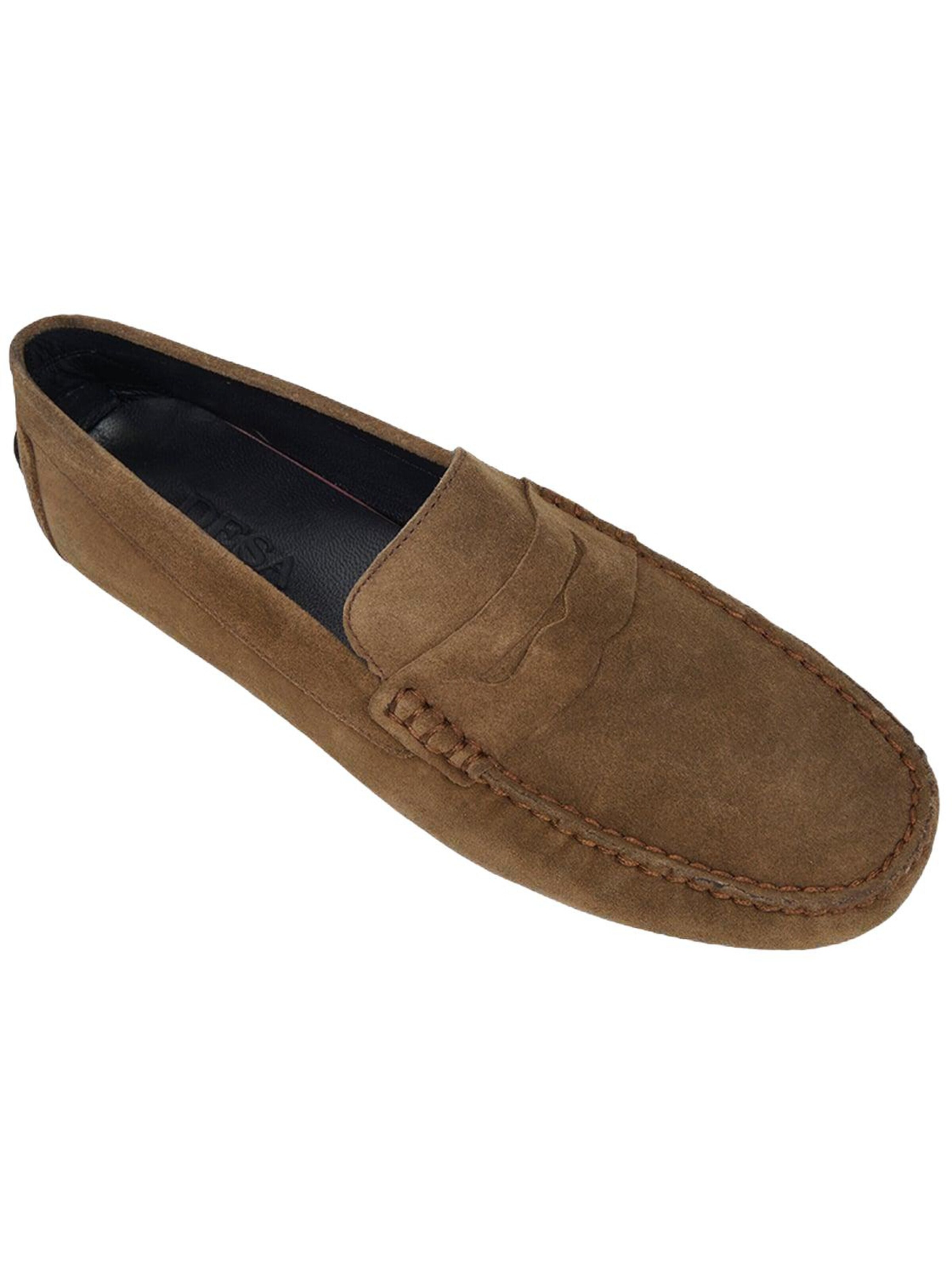Desa Moccasin in Brown