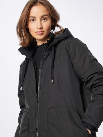 Manteau d’hiver Sofie Schnoor en noir