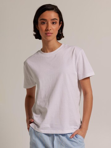 America Today Shirt in White: front