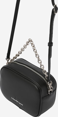 Sac à bandoulière Calvin Klein Jeans en noir : devant