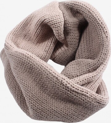 mister*lady Scarf & Wrap in One size in Pink: front