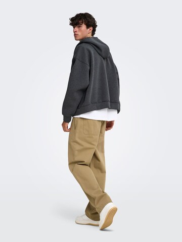 Veste de survêtement 'GOYLE ' Only & Sons en gris