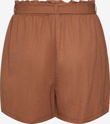 PIECES Regular Shorts 'LINDA' in Braun