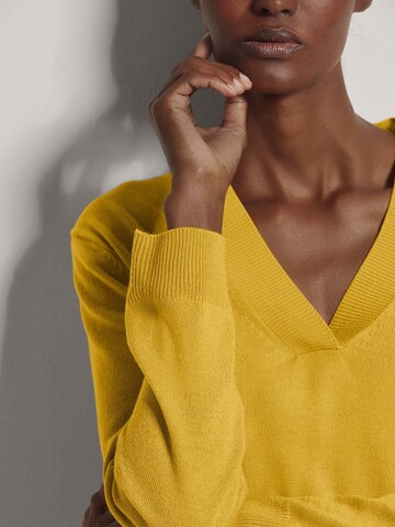 MADELEINE Trui in Geel