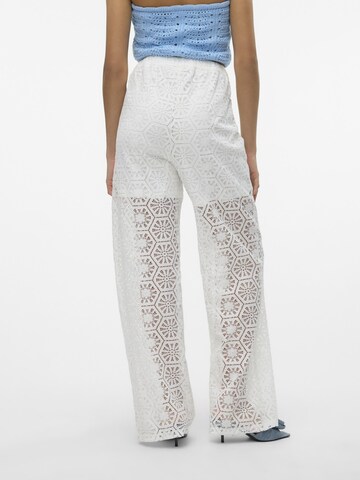 Wide Leg Pantalon 'HONEY ' VERO MODA en blanc