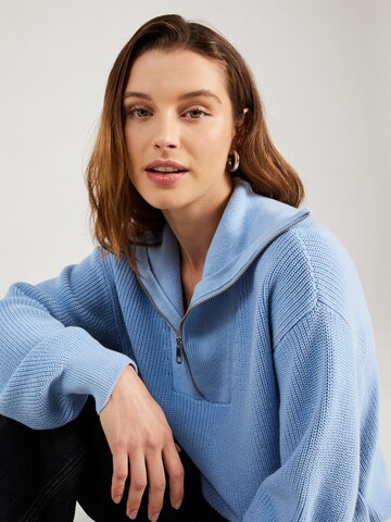 Pullover di TOMMY HILFIGER in blu