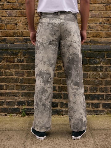 Next - Ropa ancha Vaquero en gris