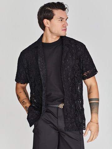 SikSilk Regular Fit Hemd in Schwarz: Vorderseite