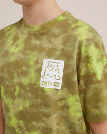 Tricou de la WE Fashion pe verde