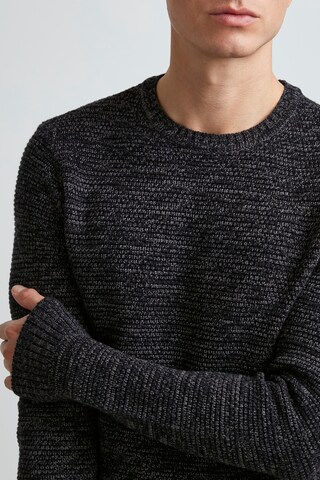 11 Project Sweater 'ALARIC' in Black