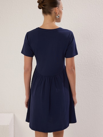 Trendyol Φόρεμα σε μπλε