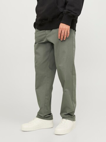 JACK & JONES Regular Pleated Pants 'Kane Otis' in Green: front