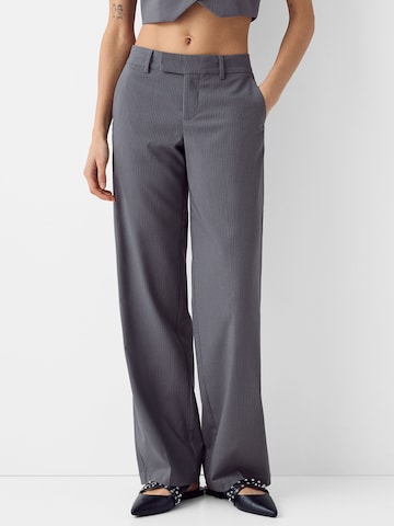 Bershka Loosefit Hose in Grau: predná strana