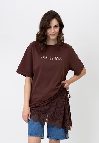 Serviette de plage 'Phelia' OH APRIL en marron : devant