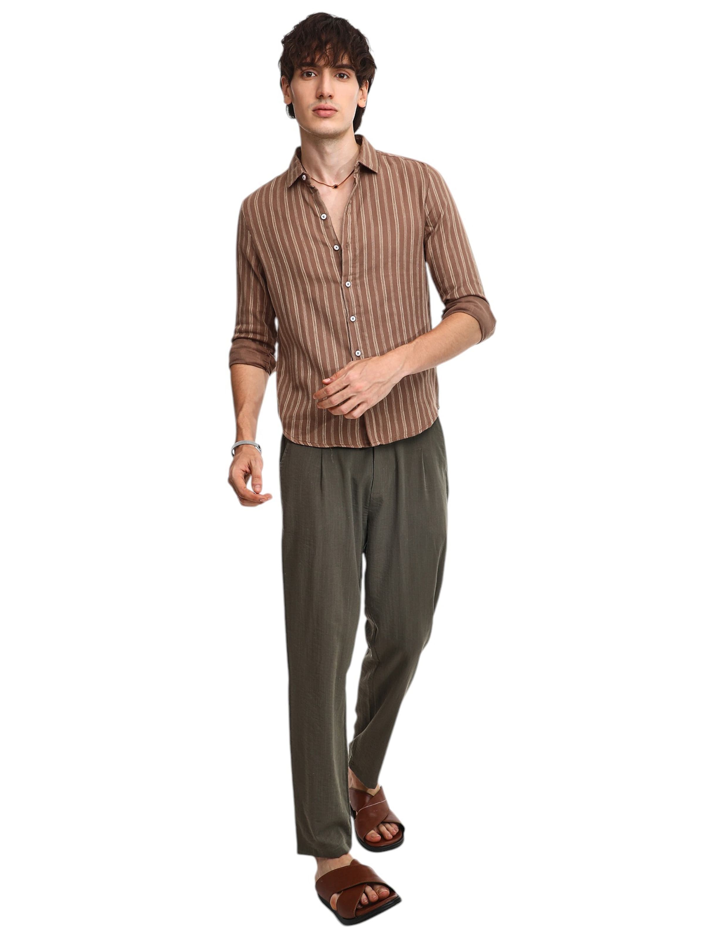 Campus Sutra Regularny krój Koszula ' Wilfreda ' w kolorze brązowy