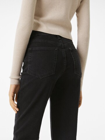 regular Jeans di Bershka in nero