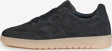 Boggi Milano Sneakers laag 'Suede' in Blauw: voorkant