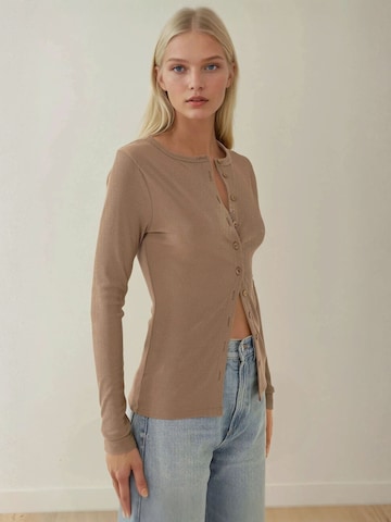 Hiccup Strickjacke in Braun