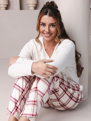 Pastunette Pyjama‌‌‌‌‌ in Beige