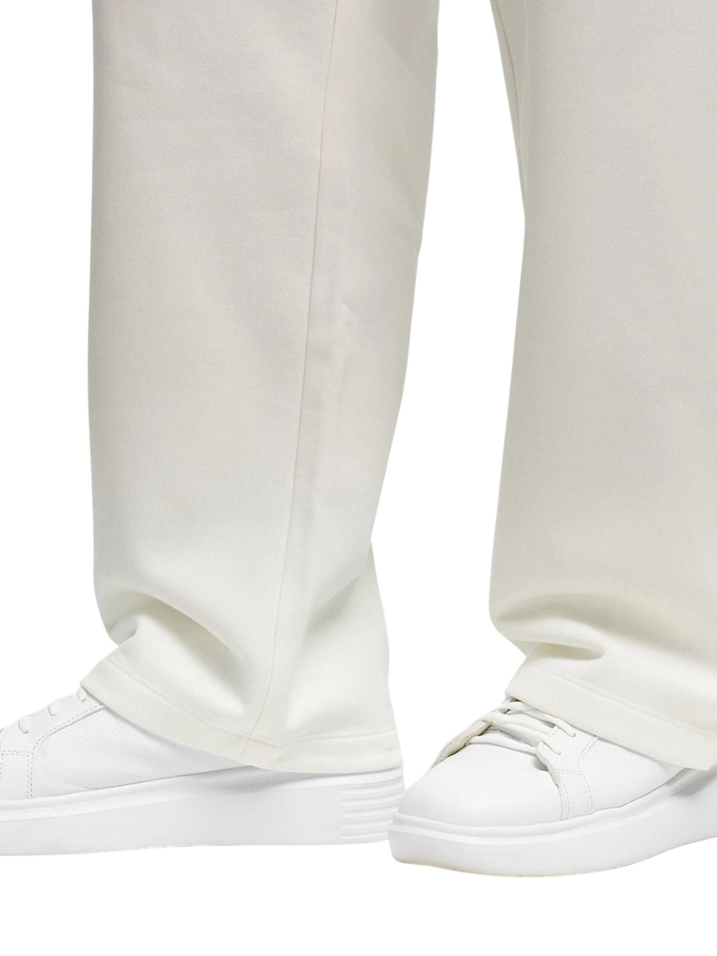 Regular Pantalon 'Relaxed Straight' cfab (formerly creamy fabrics) en blanc
