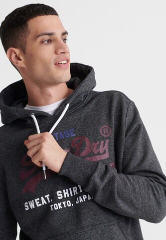 Superdry Hoodie in Schwarz