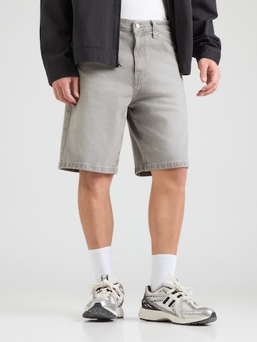 Baggy Jean HOLLISTER en gris : devant