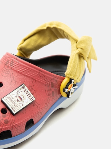Crocs Buty otwarte 'One Piece Luffy CLASSIC' w kolorze czerwony