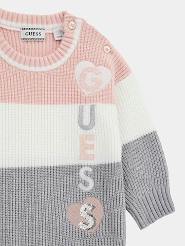 GUESS Set in Mixed colors