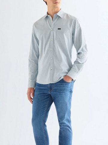 Maglietta '1 Pkt Shirt Blue Stripe 112378486' di WRANGLER in blu