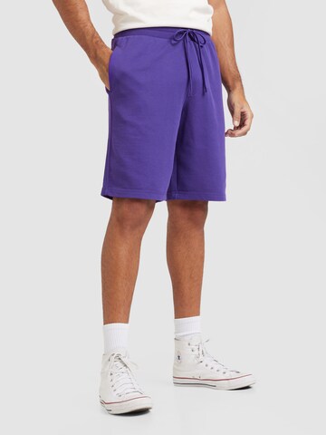 Champion Authentic Athletic Apparel Regular Shorts in Lila: Vorderseite