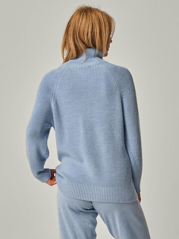 YOU LOOK PERFECT Pullover 'Eve' in Blau