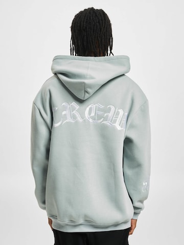 Sixth June Sweatshirt in Blau: Vorderseite