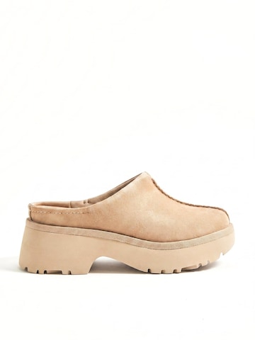 UGG Clogs 'NEW HEIGHTS CLOG SAND'‌ in Braun: Vorderseite