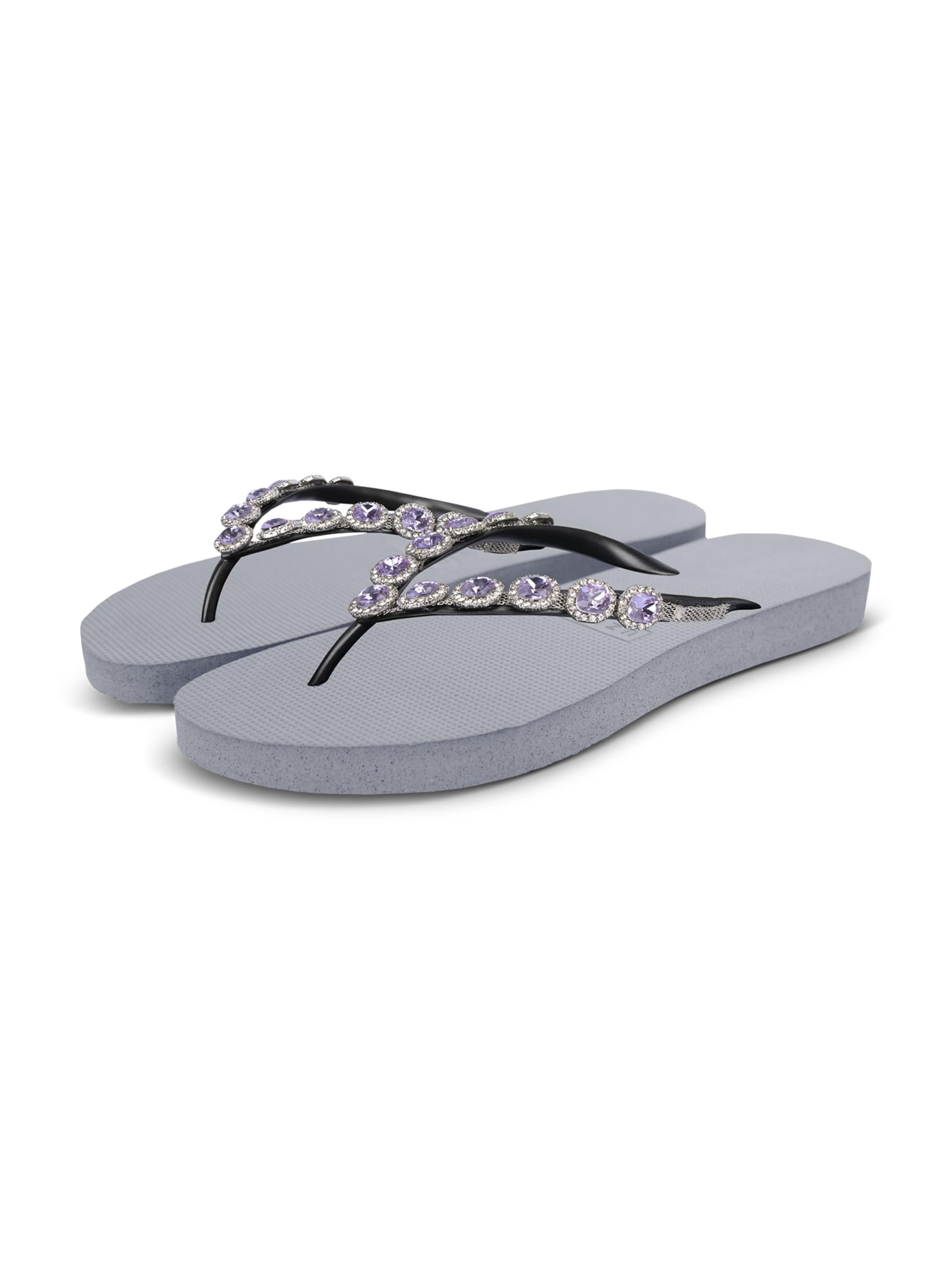Uzurii Luxury Footwear Zehentrenner 'Beatrix Lila' in Silber: Vorderseite