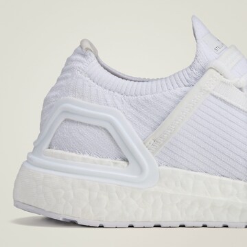 Chaussure de course 'Ultraboost DNA' ADIDAS BY STELLA MCCARTNEY en blanc