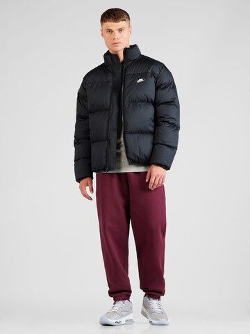 Nike Sportswear Winterjacke 'Club' in Schwarz