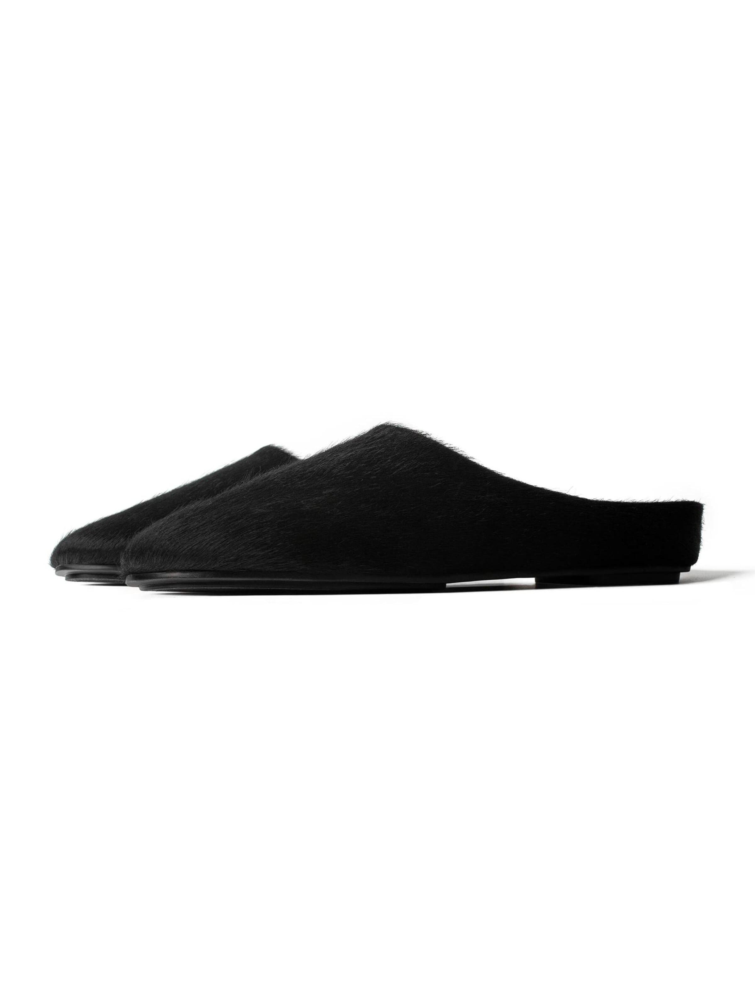 Ciabatta 'ALL AT ONCE' di L37 HANDMADE SHOES in nero